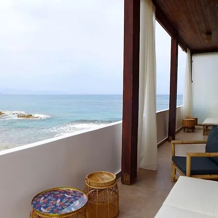 Fos - Casa Casa Group * 干尼亞