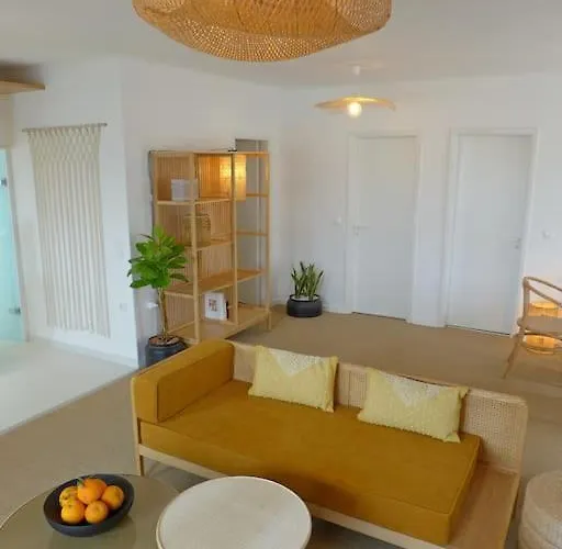 Fos - Casa Casa Group